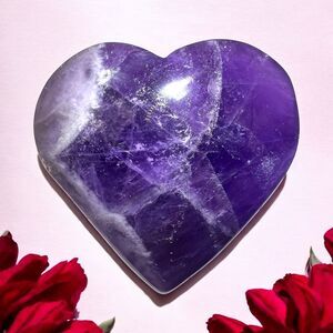 Dream‎ Amethyst Crystal Heart Carving(#2)